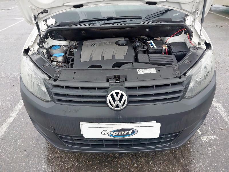 2015 VOLKSWAGEN CADDY 1.6 TDI 102PS STARTLINE VAN