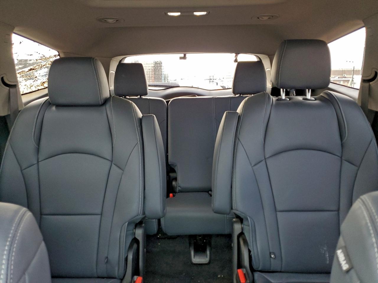 2020 Buick Enclave Essence VIN: 5GAEVAKW5LJ143301 Lot: 92762055