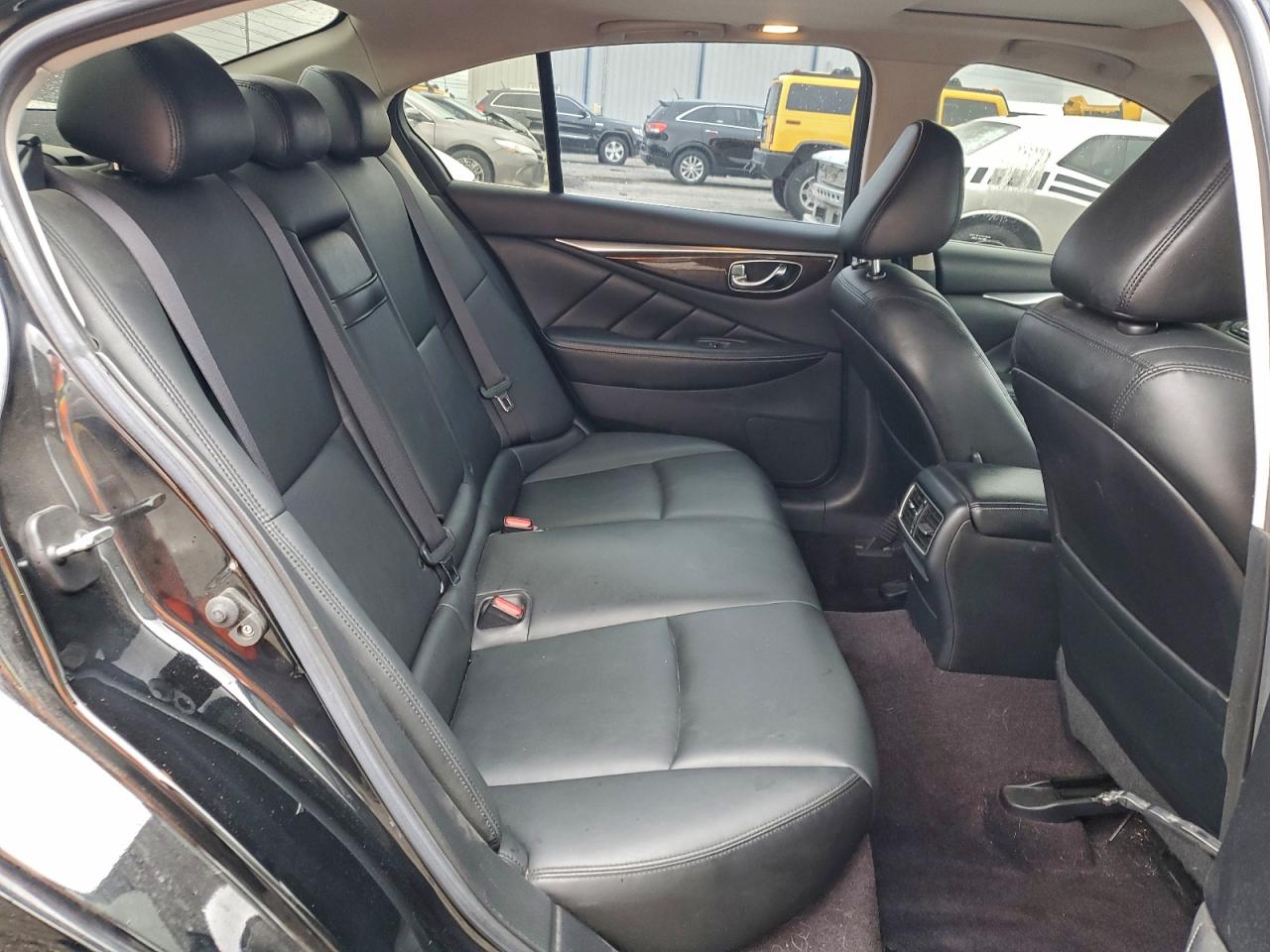 2018 Infiniti Q50 Luxe VIN: JN1EV7AP9JM356438 Lot: 93950235