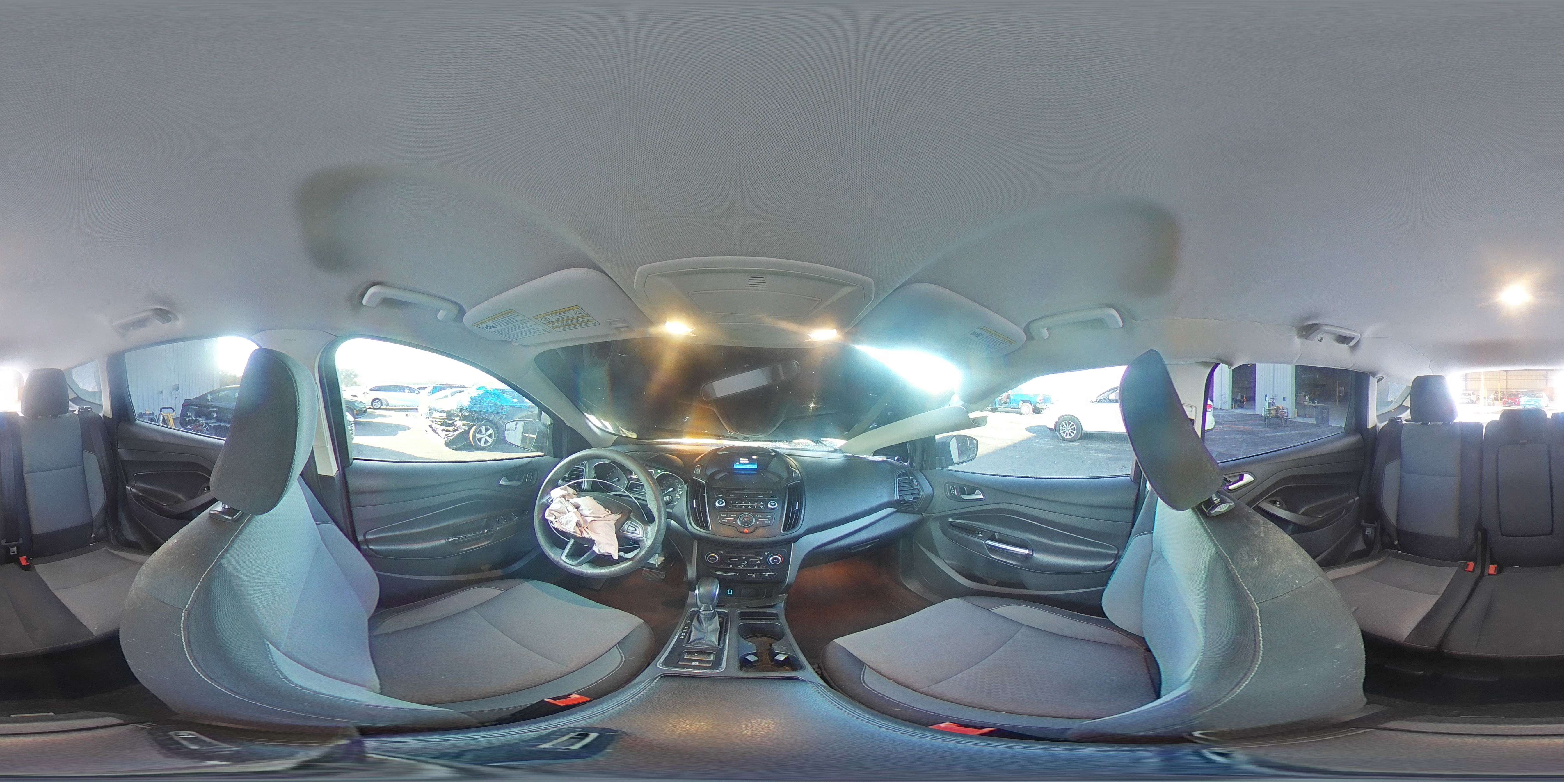 2018 Ford Escape Se VIN: 1FMCU9GD5JUB00115 Lot: 94277535