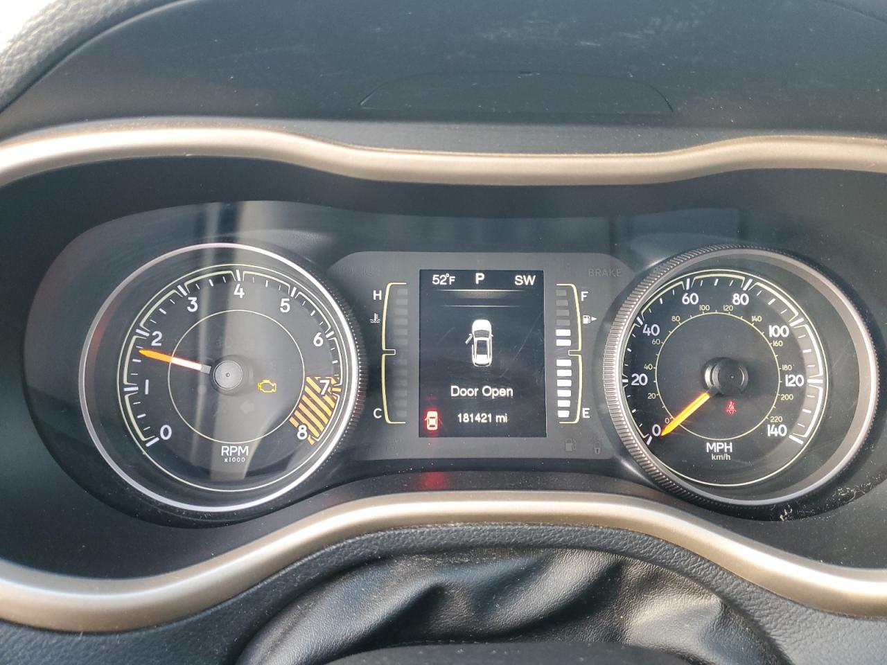 2015 Jeep Cherokee Latitude VIN: 1C4PJLCS3FW753683 Lot: 92325425