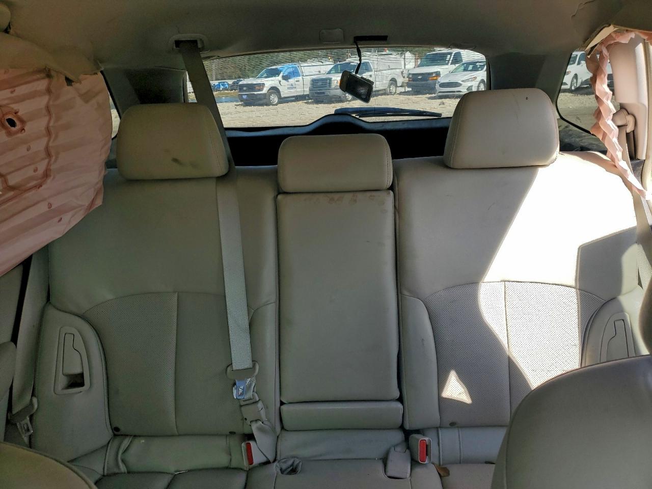 2014 Subaru Outback 3.6R Limited VIN: 4S4BRDMC4E2262069 Lot: 94384905