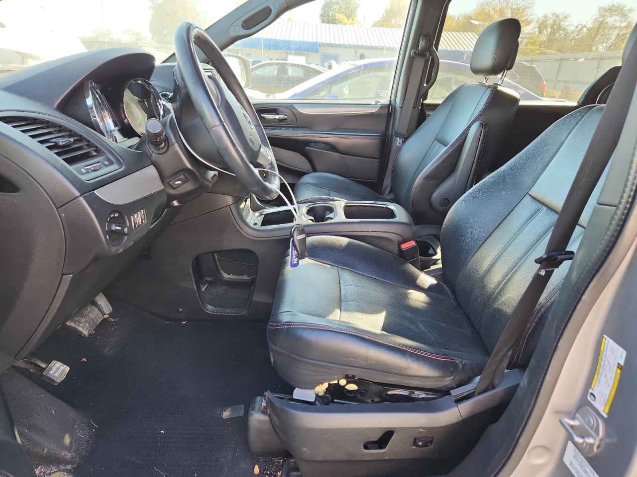 2014 Dodge Grand Caravan R/T VIN: 2C4RDGEG0ER472691 Lot: 91314895