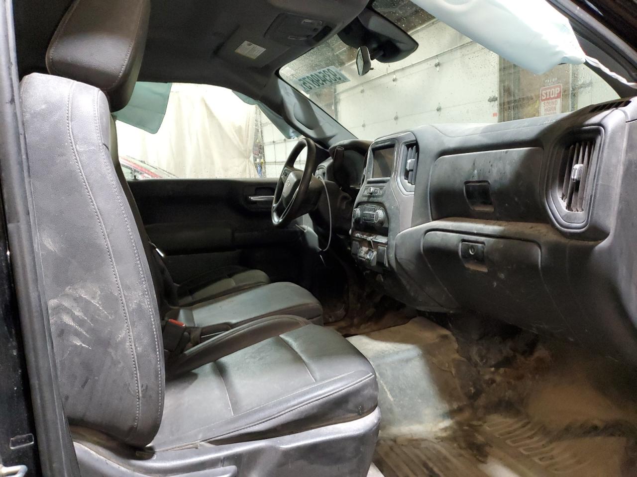 2022 Chevrolet Silverado K1500 VIN: 3GCNDAEK8NG565660 Lot: 93549875