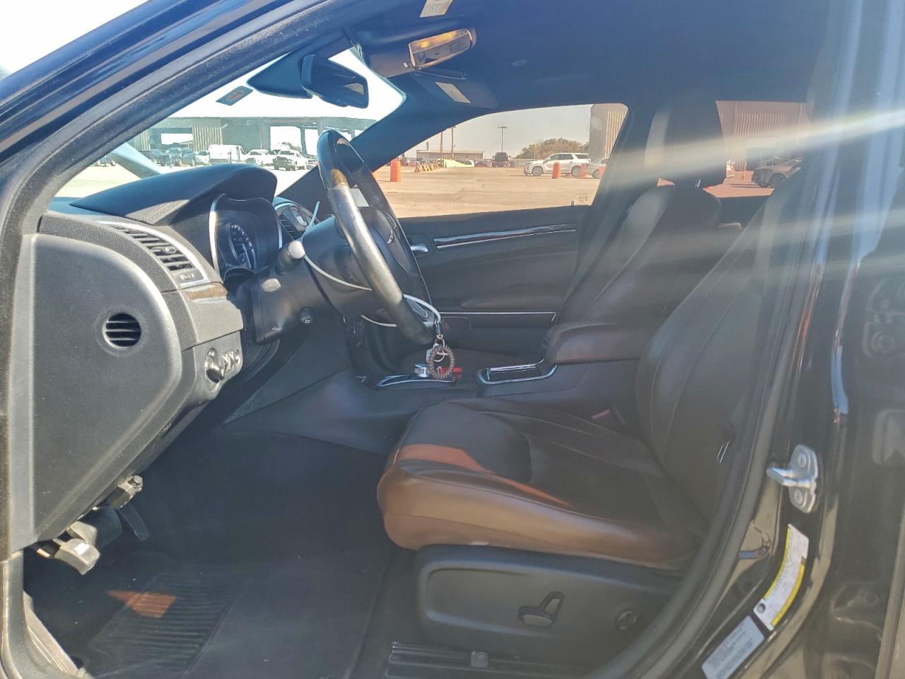 2018 Chrysler 300 Limited VIN: 2C3CCAEG2JH126913 Lot: 91474985