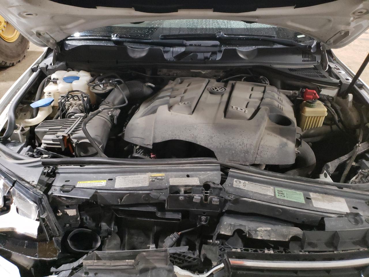 2014 Volkswagen Touareg V6 Tdi VIN: WVGEP9BP0ED007817 Lot: 91733135