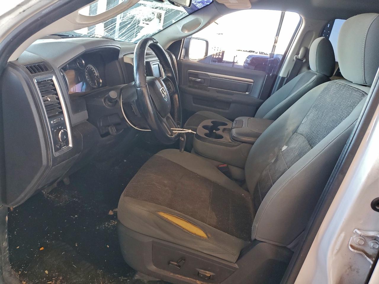 2017 Ram 1500 Slt VIN: 1C6RR6GT5HS695387 Lot: 94367465