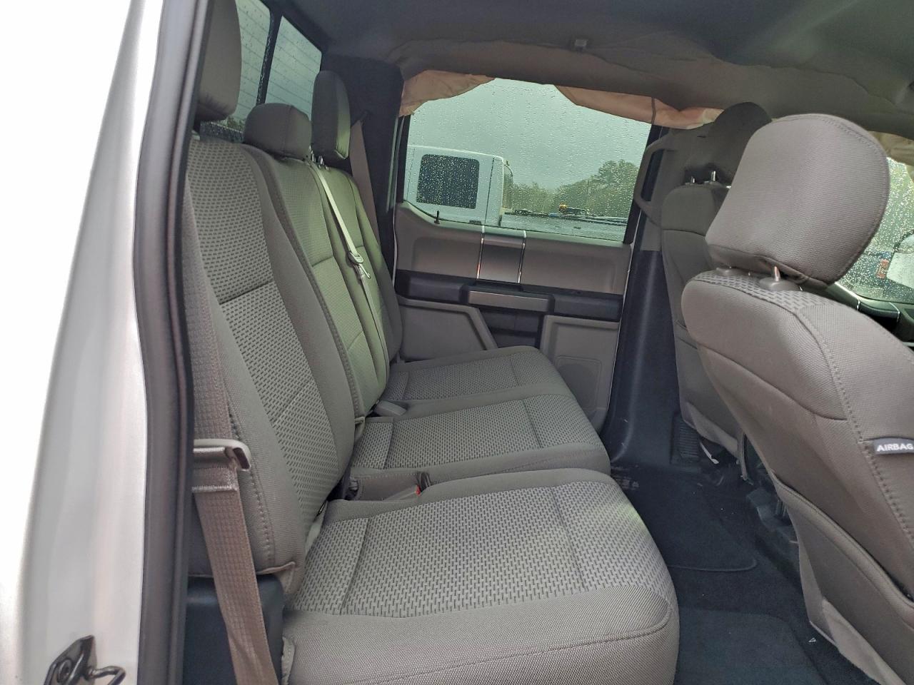 2018 Ford F150 Supercrew VIN: 1FTEW1CP2JKE55537 Lot: 92810185