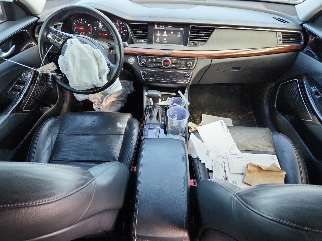 2017 Kia Cadenza Premium VIN: KNALB4J17H5067406 Lot: 92476575