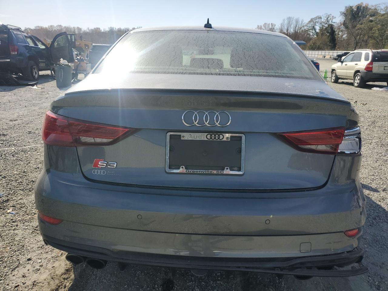 2018 Audi S3 Premium Plus VIN: WAUB1GFFXJ1064081 Lot: 92810075