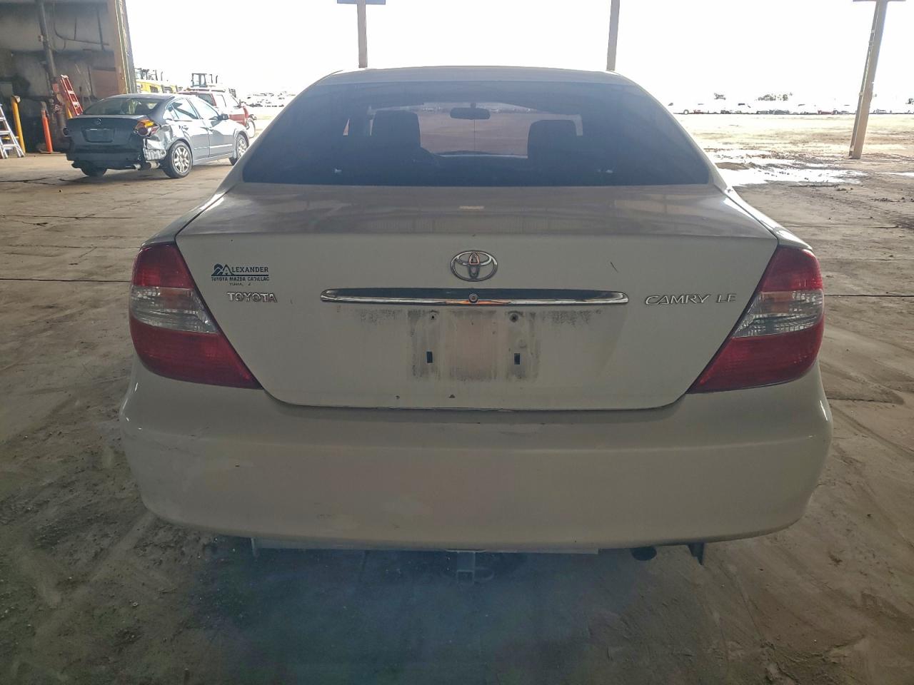 2004 Toyota Camry Le VIN: 4T1BE32K44U265993 Lot: 93788155