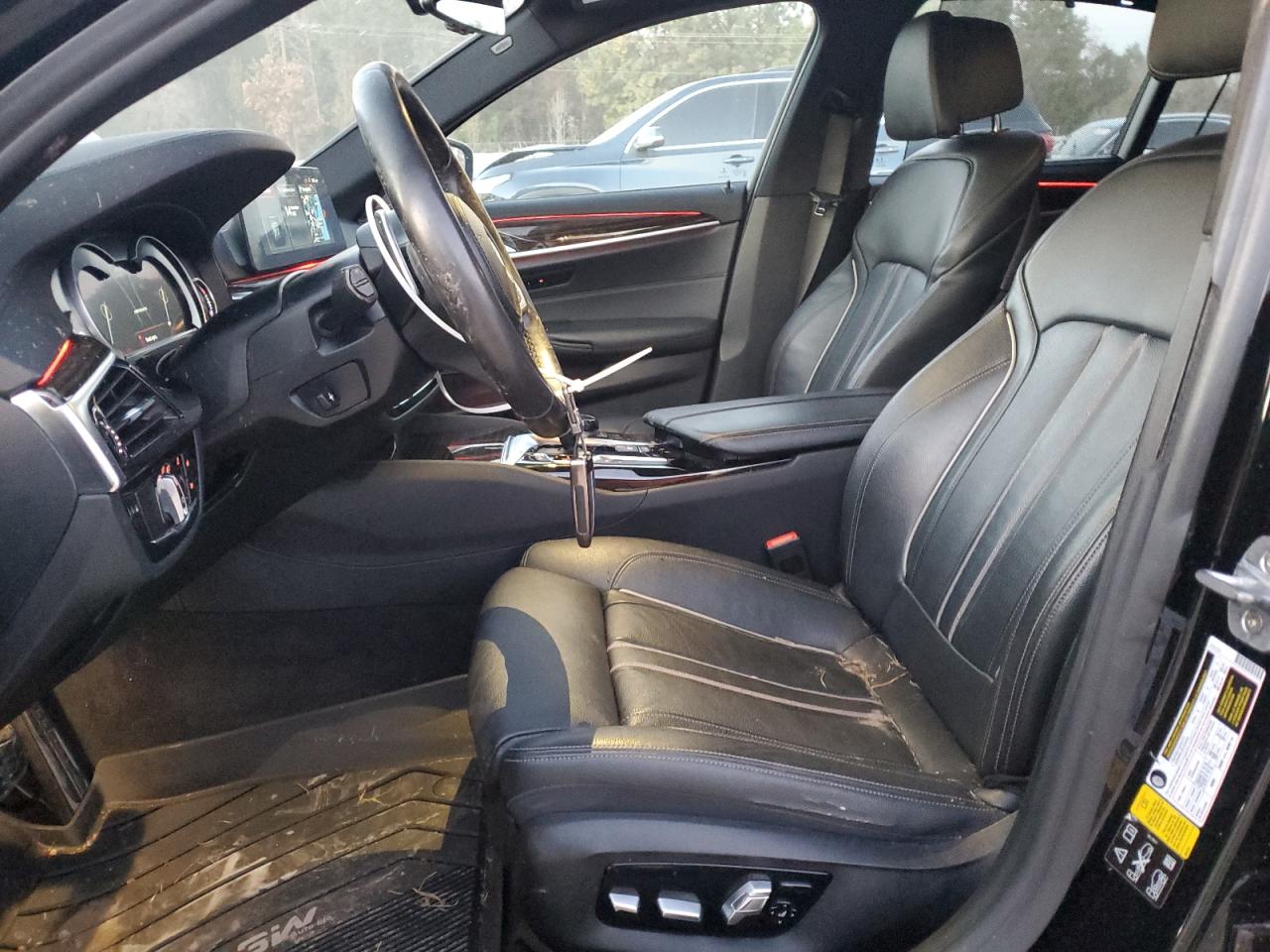 2018 BMW M550Xi VIN: WBAJB9C5XJB049249 Lot: 92912695