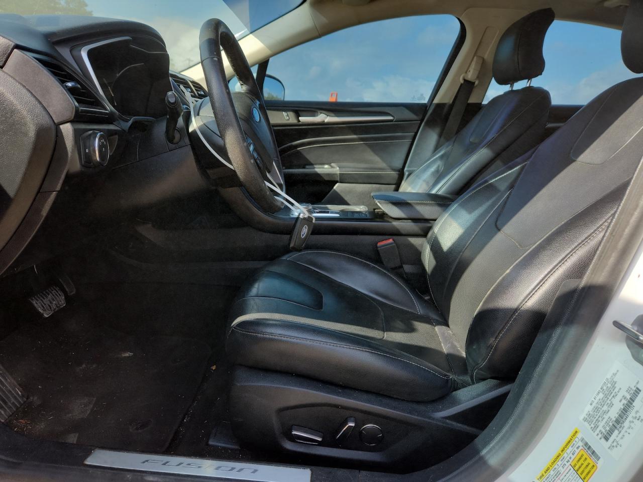 2019 Ford Fusion Titanium VIN: 3FA6P0RU6KR121524 Lot: 92661265