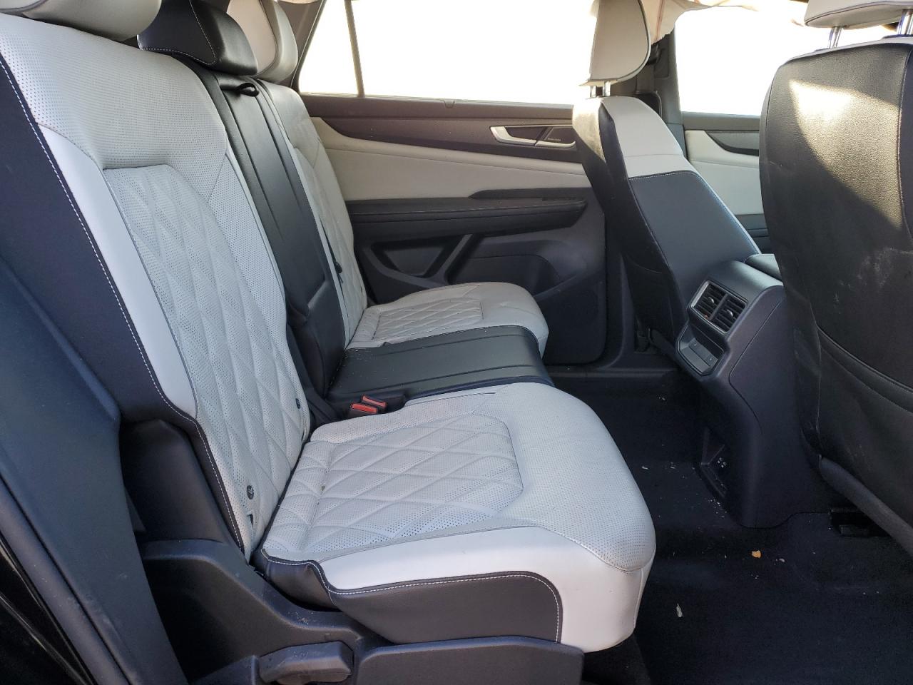 2024 Volkswagen Atlas Cross Sport Sel Premium R-Line VIN: 1V2FE2CA6RC251921 Lot: 93017545