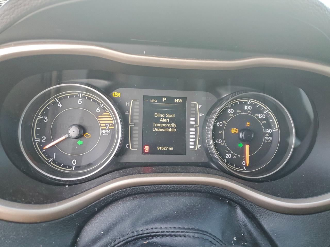 2016 Jeep Cherokee Latitude VIN: 1C4PJMCB5GW197500 Lot: 94343725