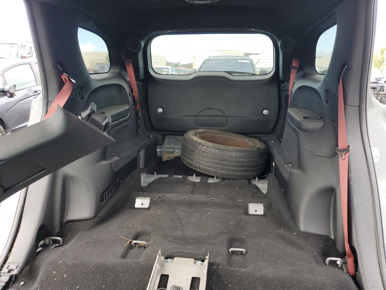 2023 Dodge Durango Srt Hellcat VIN: 1C4SDJH94PC677812 Lot: 92382445