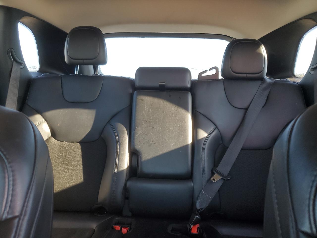 2021 Jeep Cherokee Latitude Plus VIN: 1C4PJLLB1MD215122 Lot: 90886515