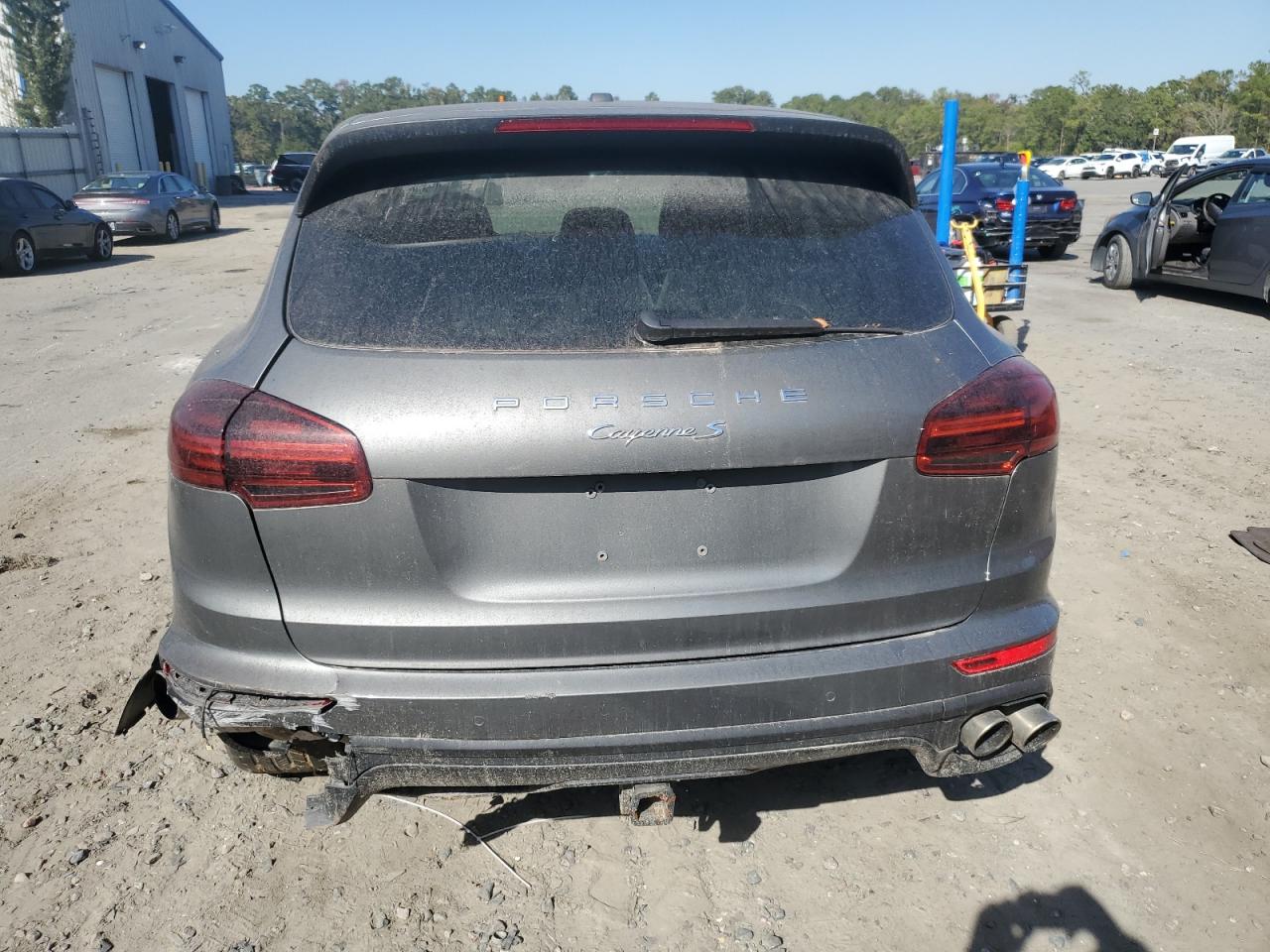 2016 Porsche Cayenne S VIN: WP1AB2A27GLA93374 Lot: 90359245