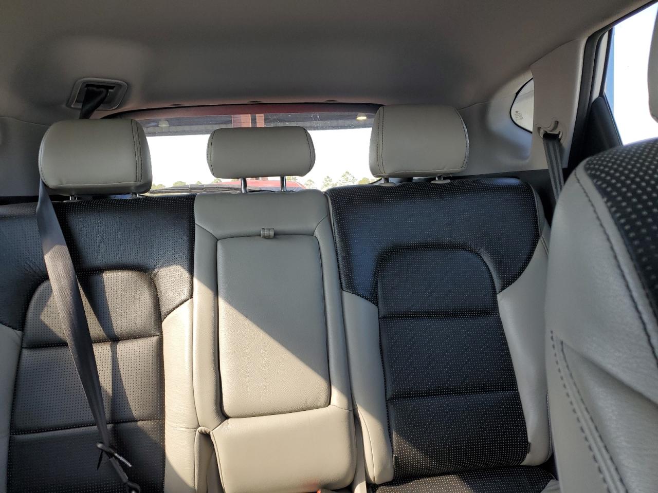 2017 Hyundai Tucson Limited VIN: KM8J33A4XHU410707 Lot: 93435475