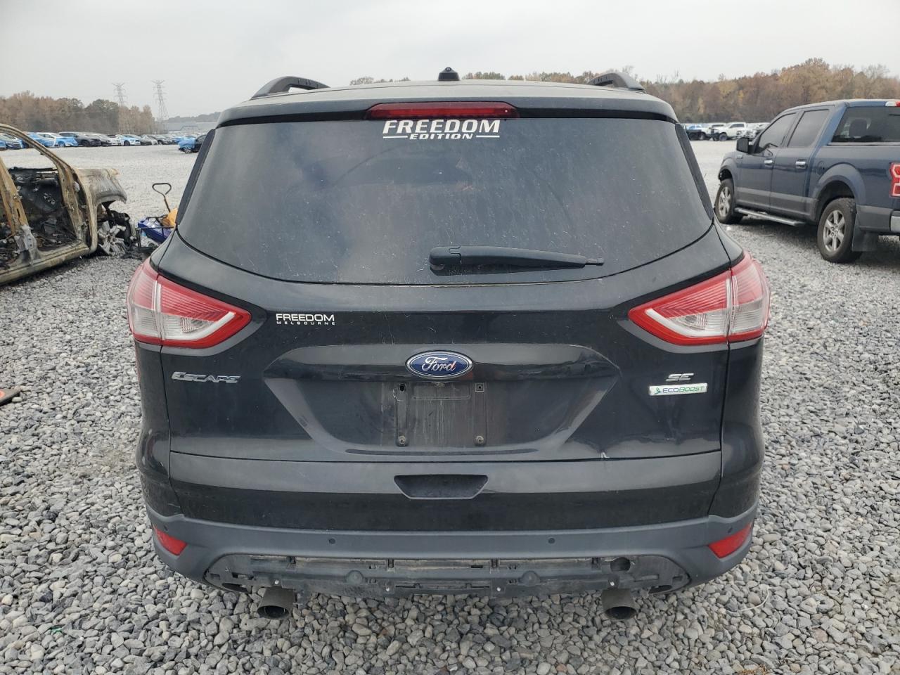 2015 Ford Escape Se VIN: 1FMCU0GX8FUB18234 Lot: 92892185