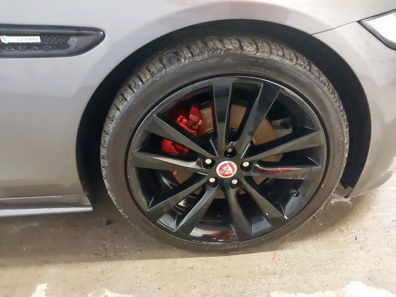 2016 JAGUAR XE 2.0D [180] R-SPORT 4DR AUTO