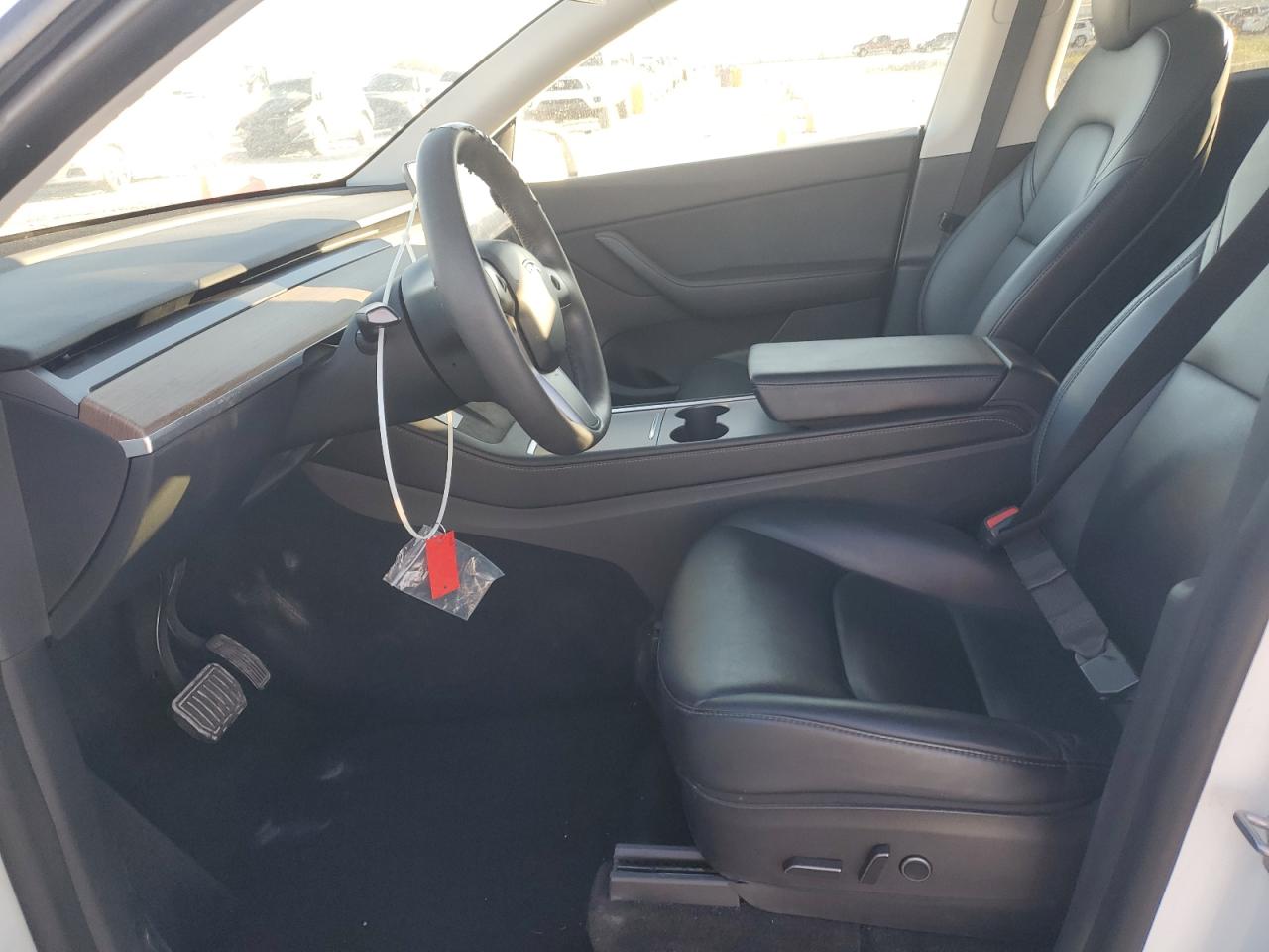2022 Tesla Model Y VIN: 7SAYGDEE1NF481303 Lot: 91895945