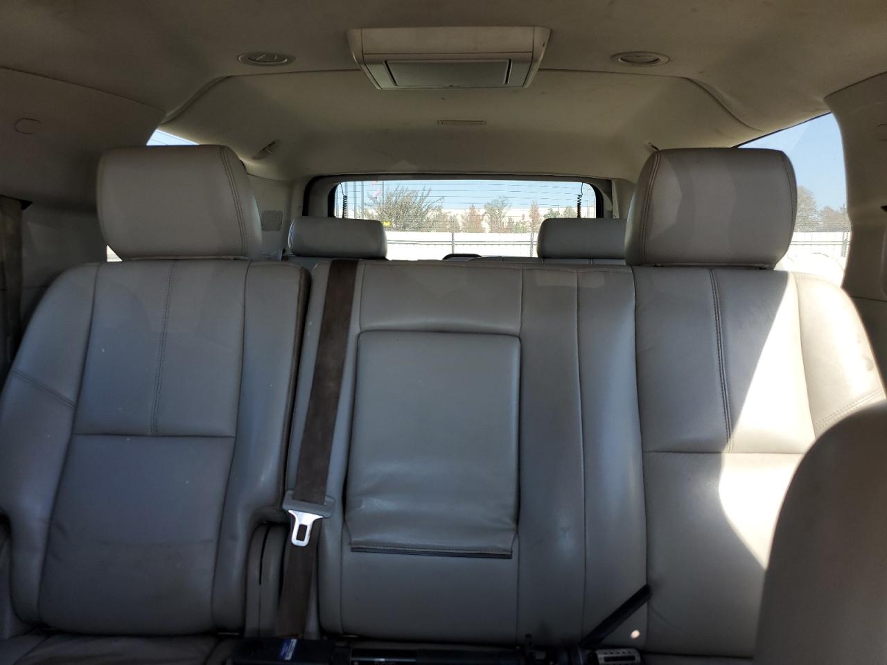 2014 Chevrolet Suburban C1500 Lt VIN: 1GNSCJE05ER196090 Lot: 90521905