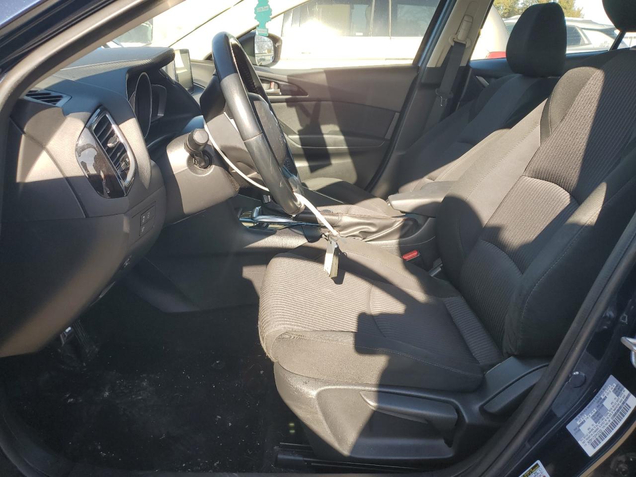 2015 Mazda 3 Touring VIN: 3MZBM1V70FM197828 Lot: 92700855