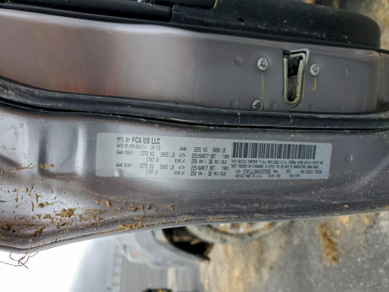 2019 Jeep Cherokee Latitude Plus VIN: 1C4PJLLBXKD327656 Lot: 93656845