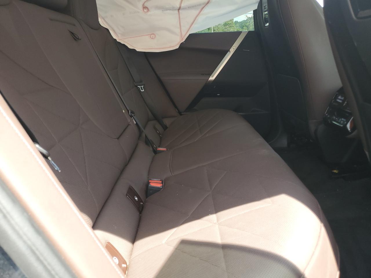 2022 BMW Ix xDrive50 VIN: WB523CF0XNCK66197 Lot: 93045405