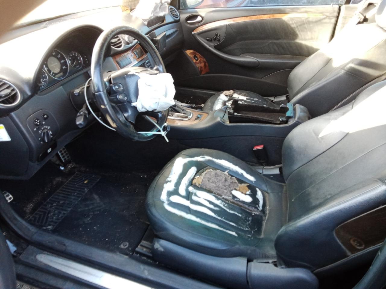 2005 Mercedes-Benz Clk 320 VIN: WDBTK65G95T046110 Lot: 81945955