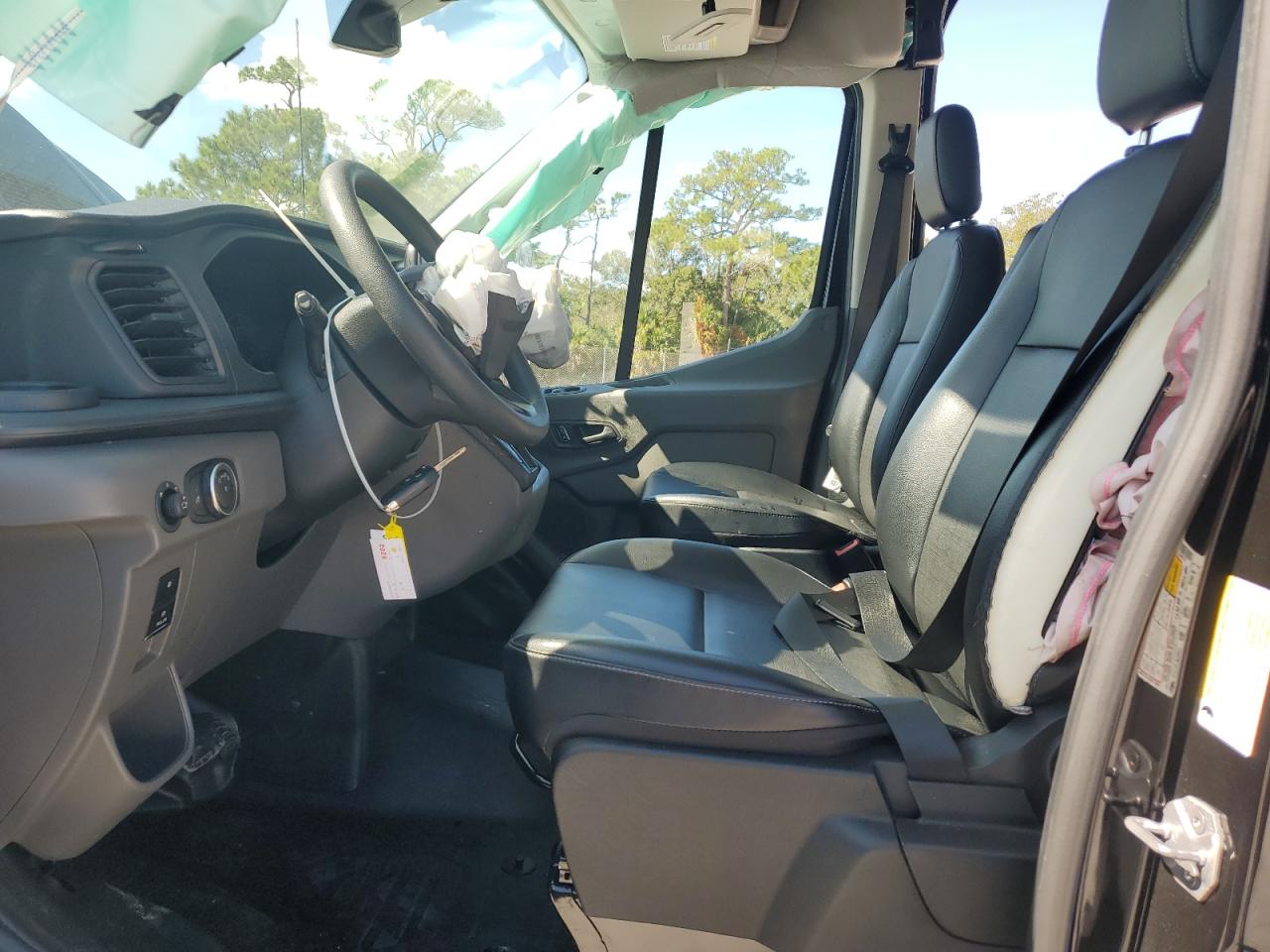 2024 Ford Transit Delivery Van VIN: 1FTBR1C84RKB74726 Lot: 92096655