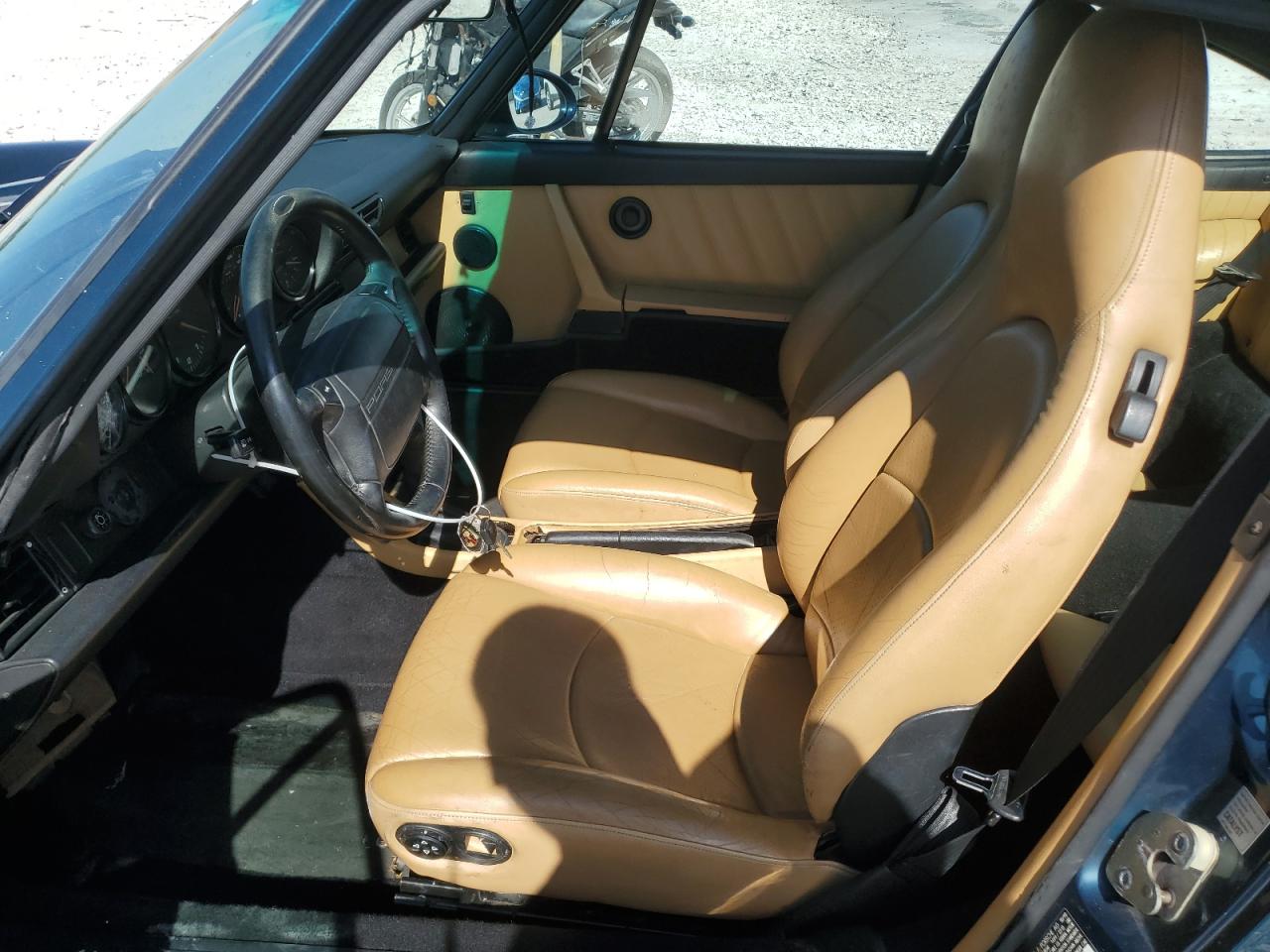 1993 Porsche 911 Carrera 2 VIN: WP0AB2968PS420220 Lot: 93040885