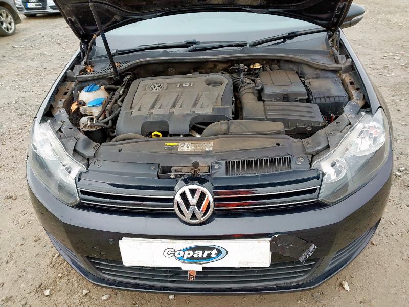 2015 VOLKSWAGEN GOLF SE