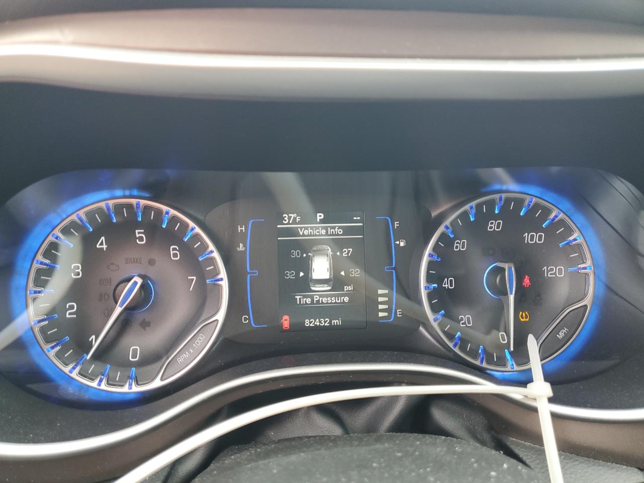 2018 Chrysler Pacifica Touring L VIN: 2C4RC1BGXJR114304 Lot: 92047345