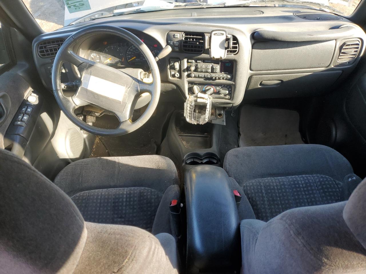 1998 Chevrolet Blazer VIN: 1GNDT13WXWK152614 Lot: 92182475