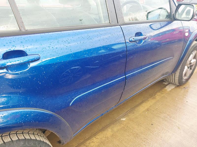 2005 TOYOTA RAV 4 2.0 XT4 5DR AUTO