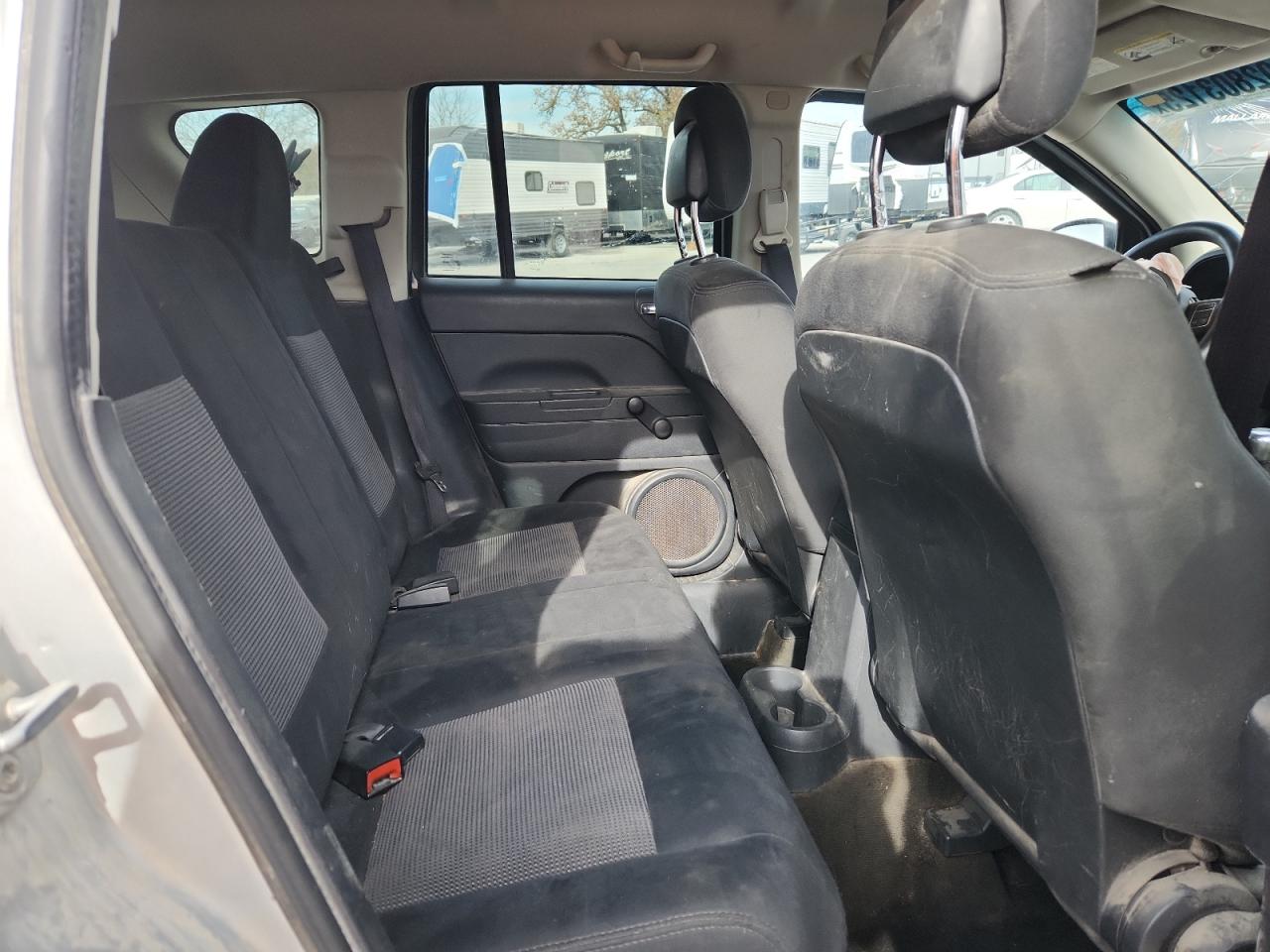 2014 Jeep Compass Sport VIN: 1C4NJCBA2ED536331 Lot: 92803125