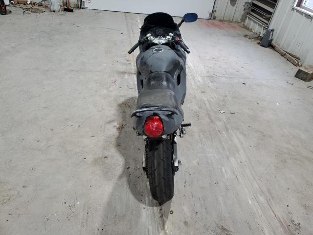 2001 SUZUKI GSX600 F  