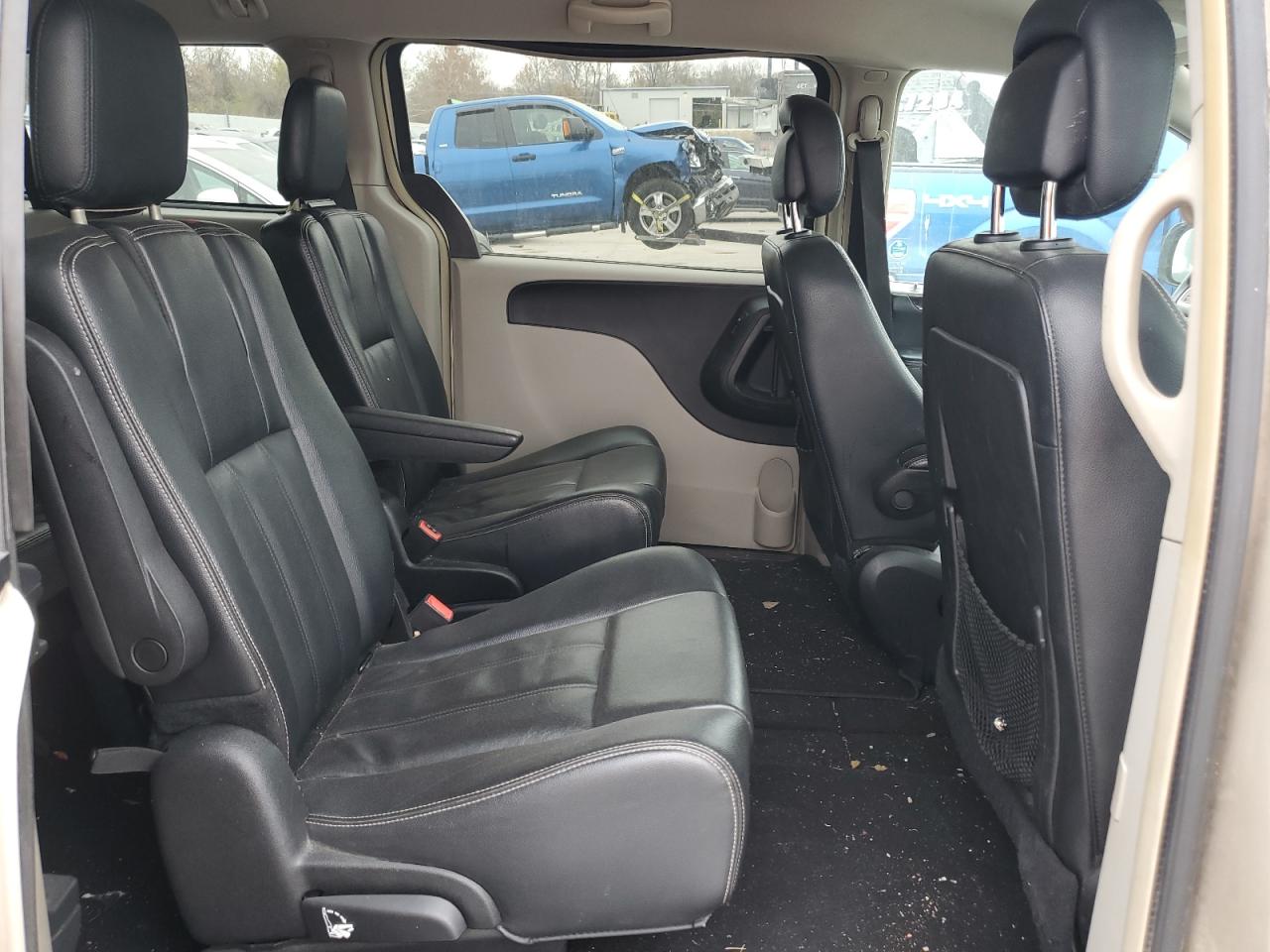 2014 Chrysler Town & Country Touring VIN: 2C4RC1BG7ER255191 Lot: 92596005