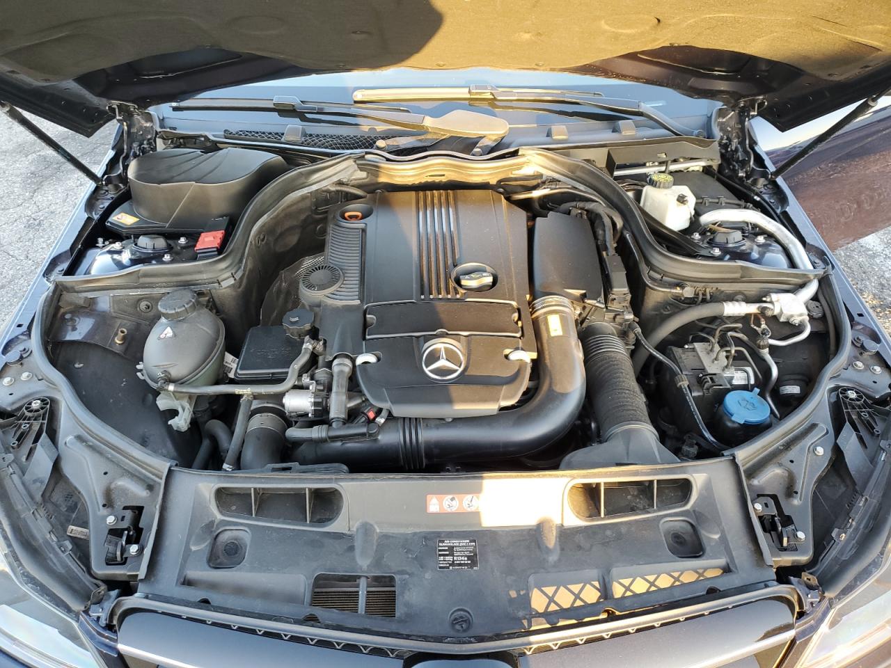 2014 Mercedes-Benz C 250 VIN: WDDGJ4HB9EG201330 Lot: 91829935