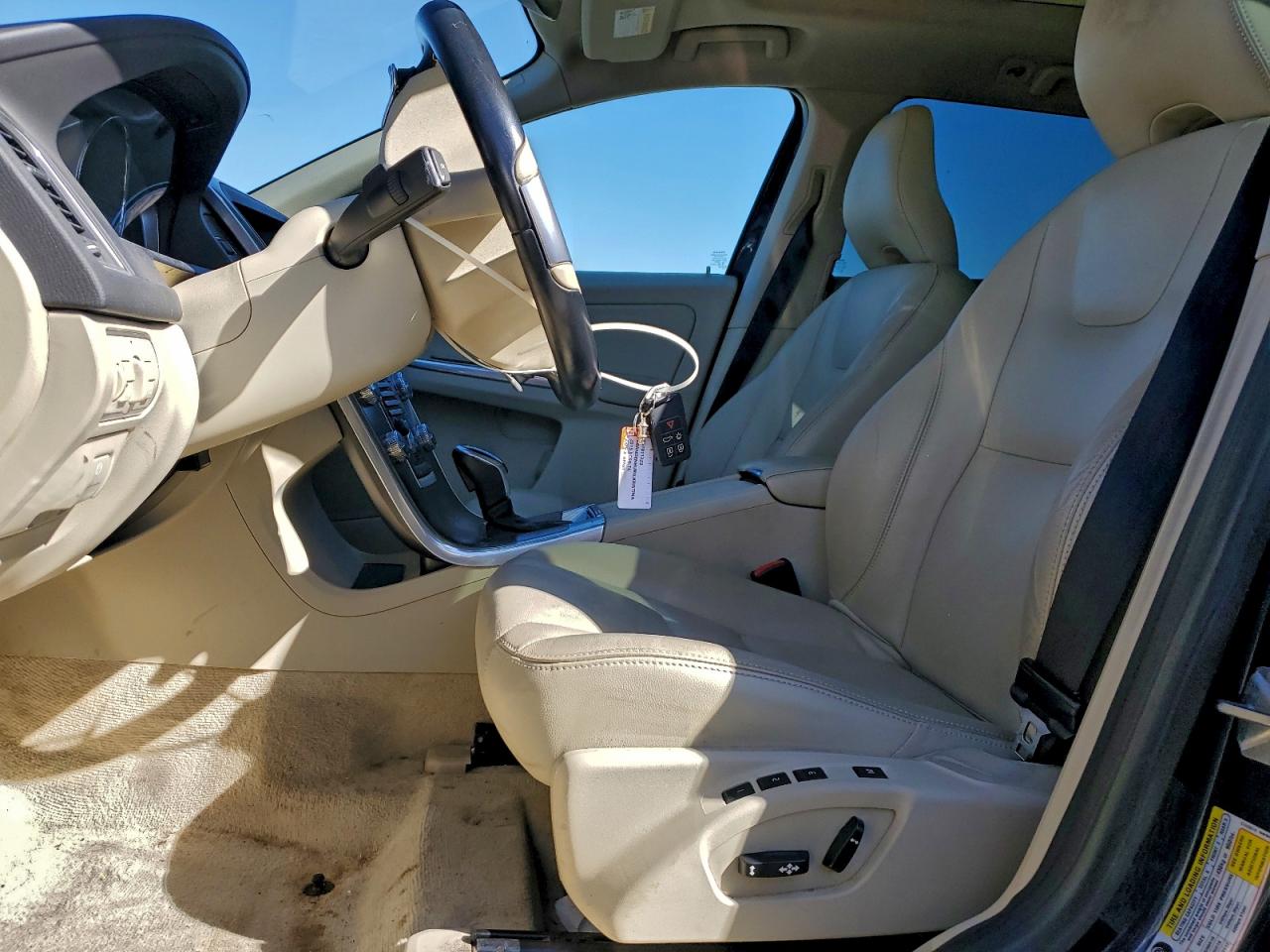 2015 Volvo Xc60 T6 Premier VIN: YV4902RK6F2638674 Lot: 91484905