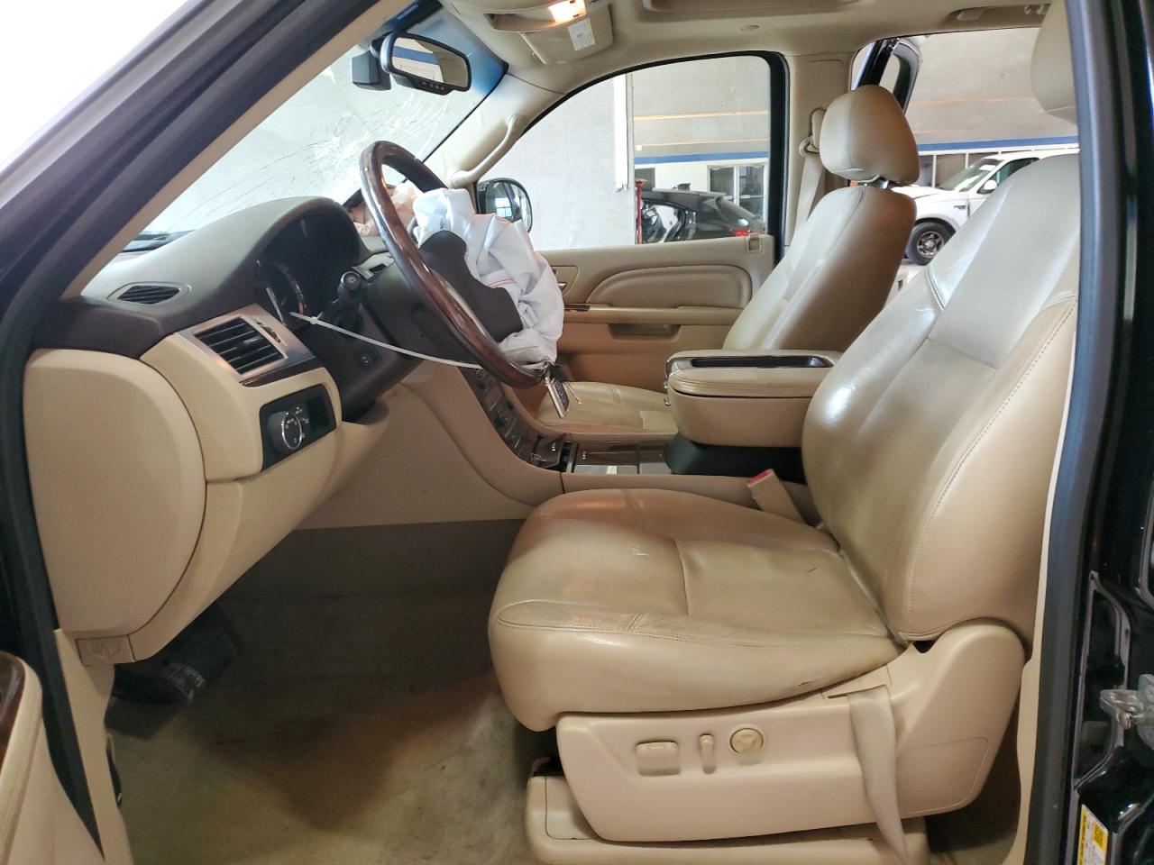 2012 Cadillac Escalade Luxury VIN: 1GYS4BEF2CR318864 Lot: 91365895