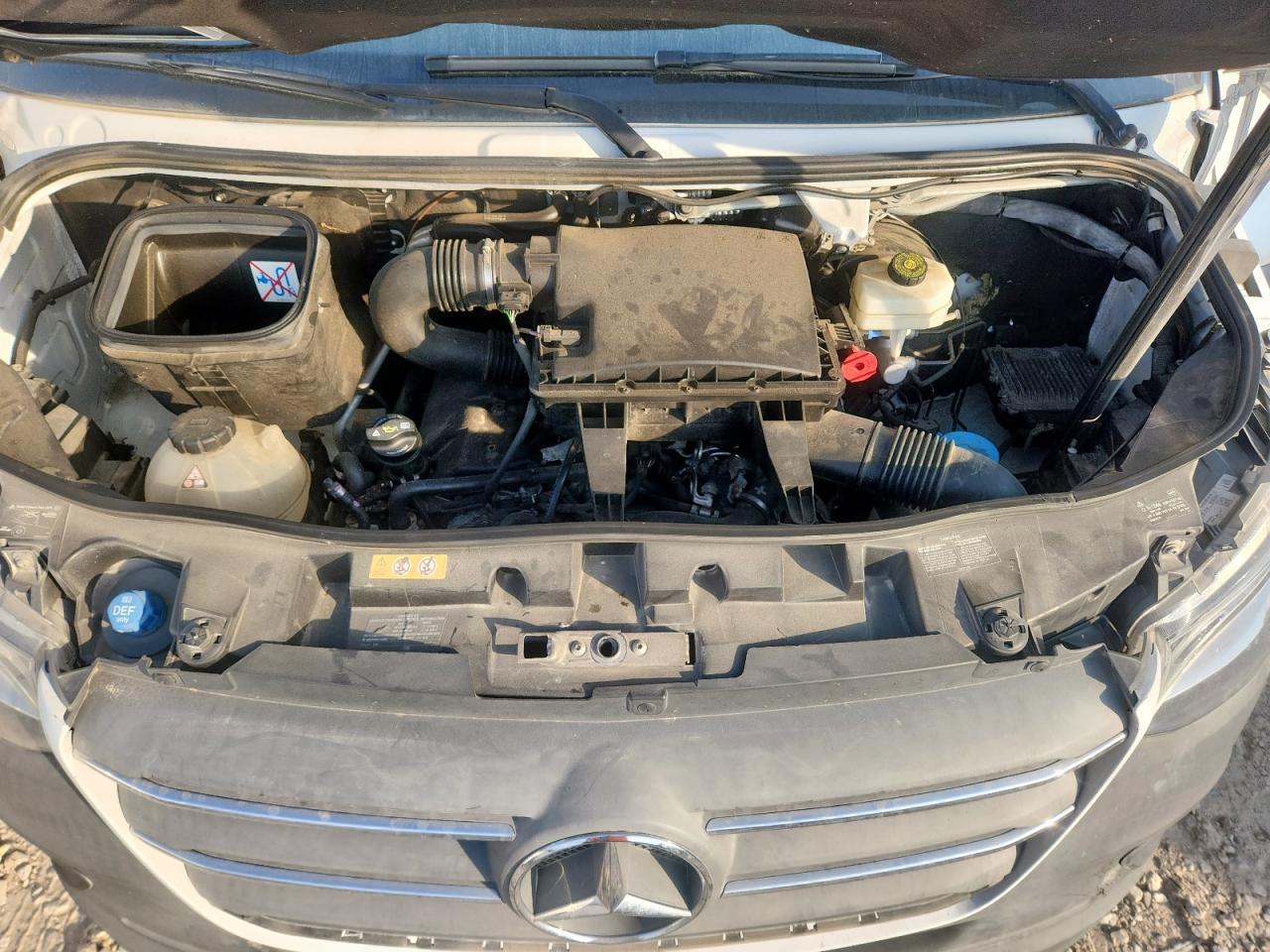 2019 Mercedes Benz Sprinter Box Truck VIN: WDAPF4CD0KN028571 Lot: 93035945