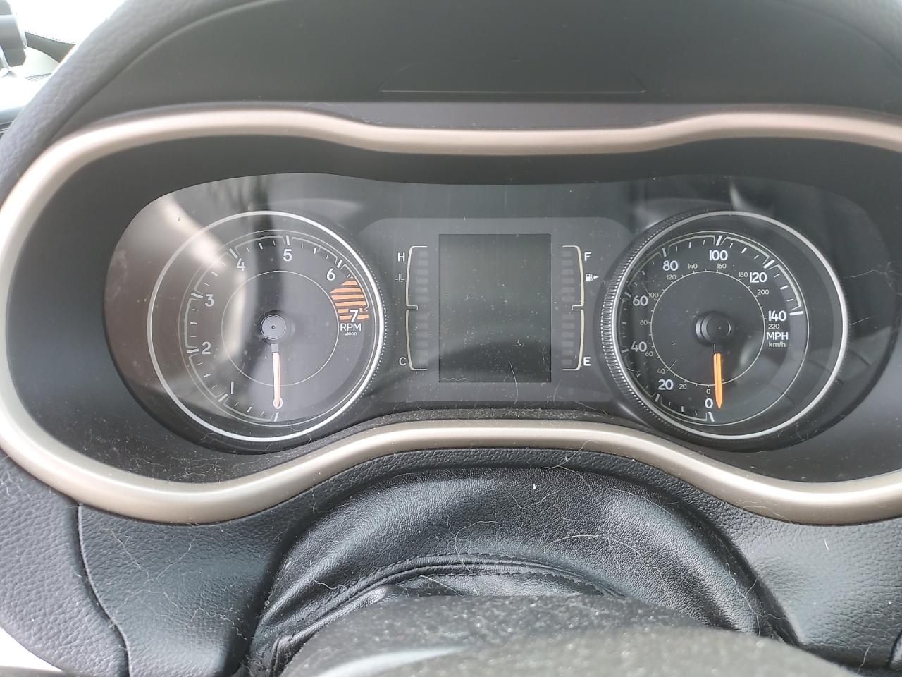 2016 Jeep Cherokee Latitude VIN: 1C4PJMCB3GW210535 Lot: 92536235