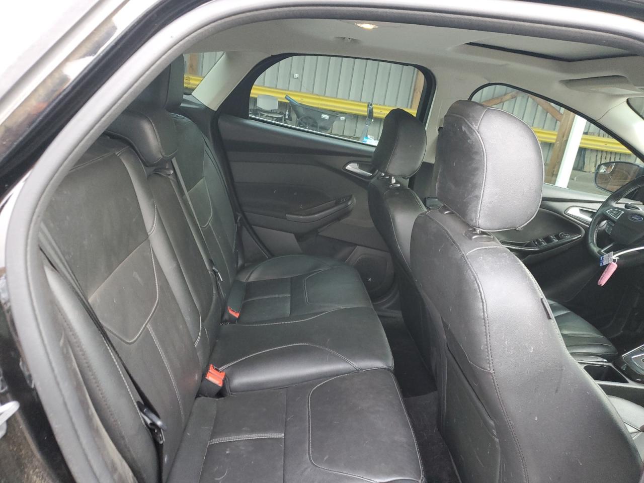 2018 Ford Focus Titanium VIN: 1FADP3N21JL314562 Lot: 93749825