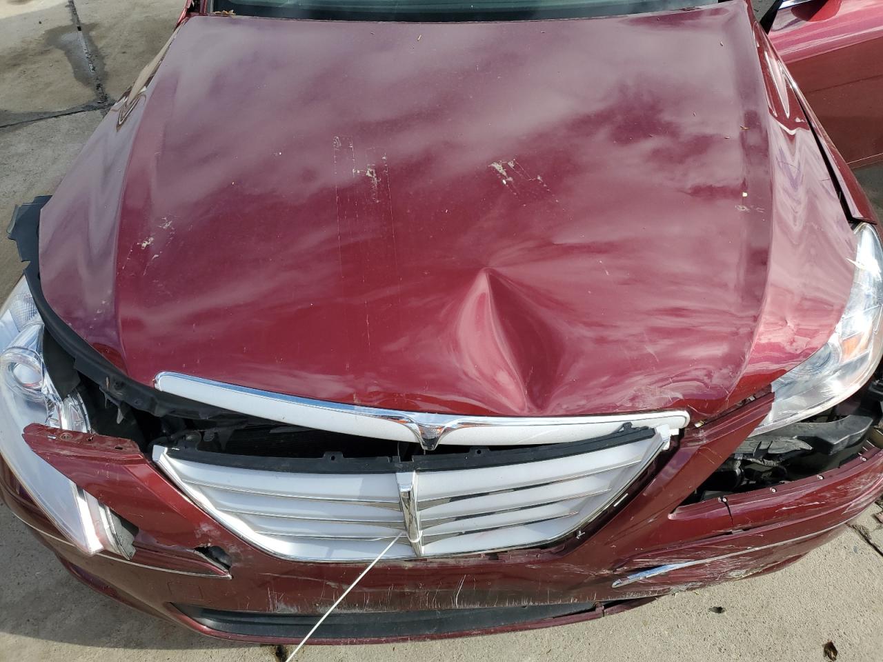 2011 Hyundai Genesis 3.8L VIN: KMHGC4DE6BU143285 Lot: 92003185