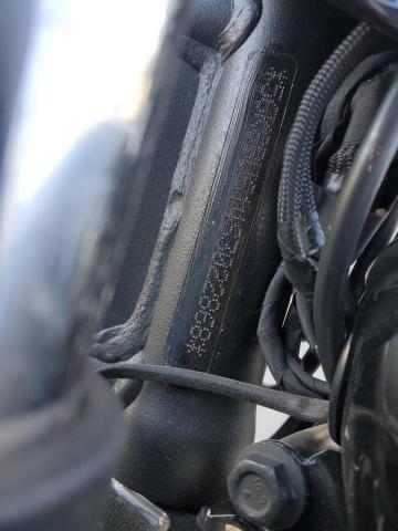 2025 INDIAN MOTORCYCLE CO. SCOUT SIXTY BOBBER  