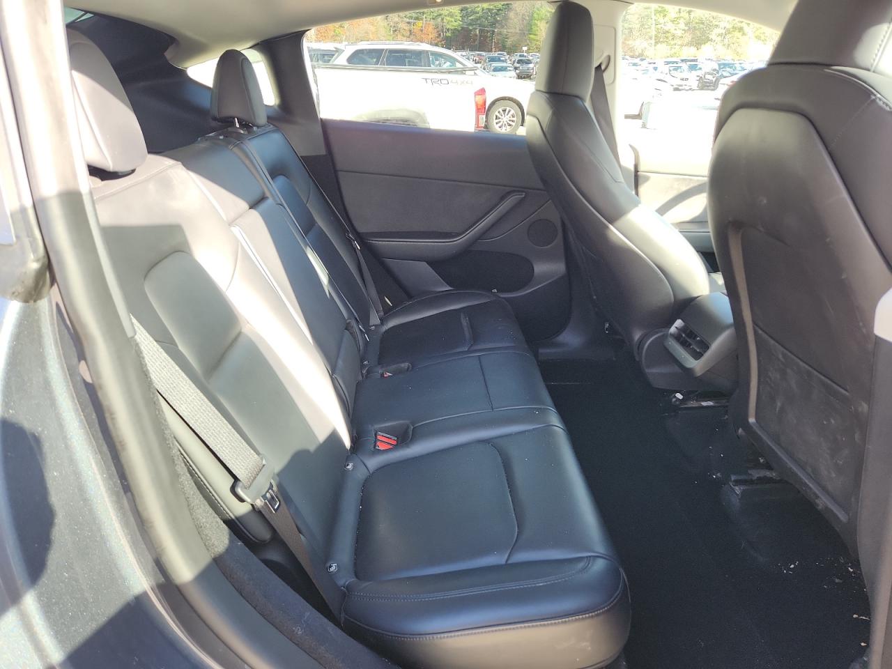 2023 Tesla Model Y VIN: 7SAYGDEE2PA034446 Lot: 91852445