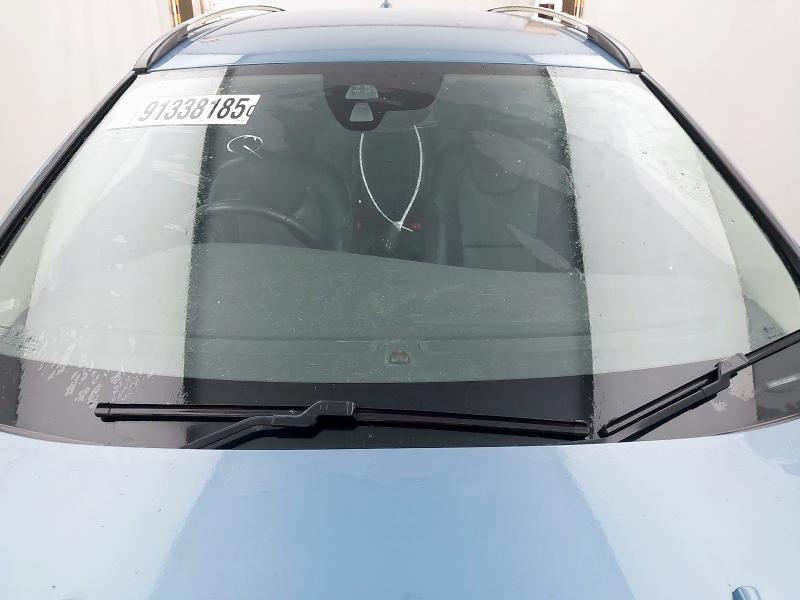 2015 VOLVO V40 D2 [120] CROSS COUNTRY LUX 5DR